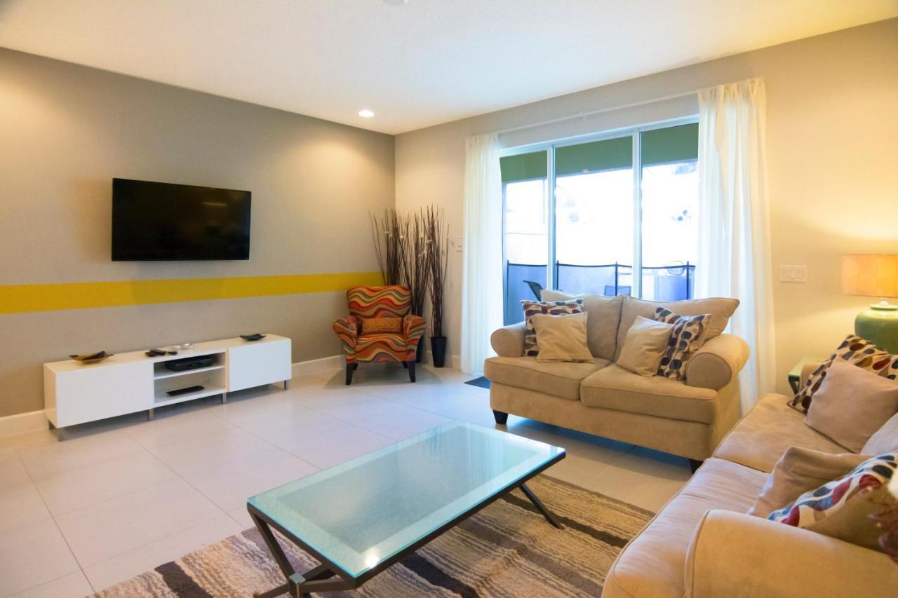 Serenity Resort 3 Bedroom Vacation Townhome With Pool Клермон Экстерьер фото